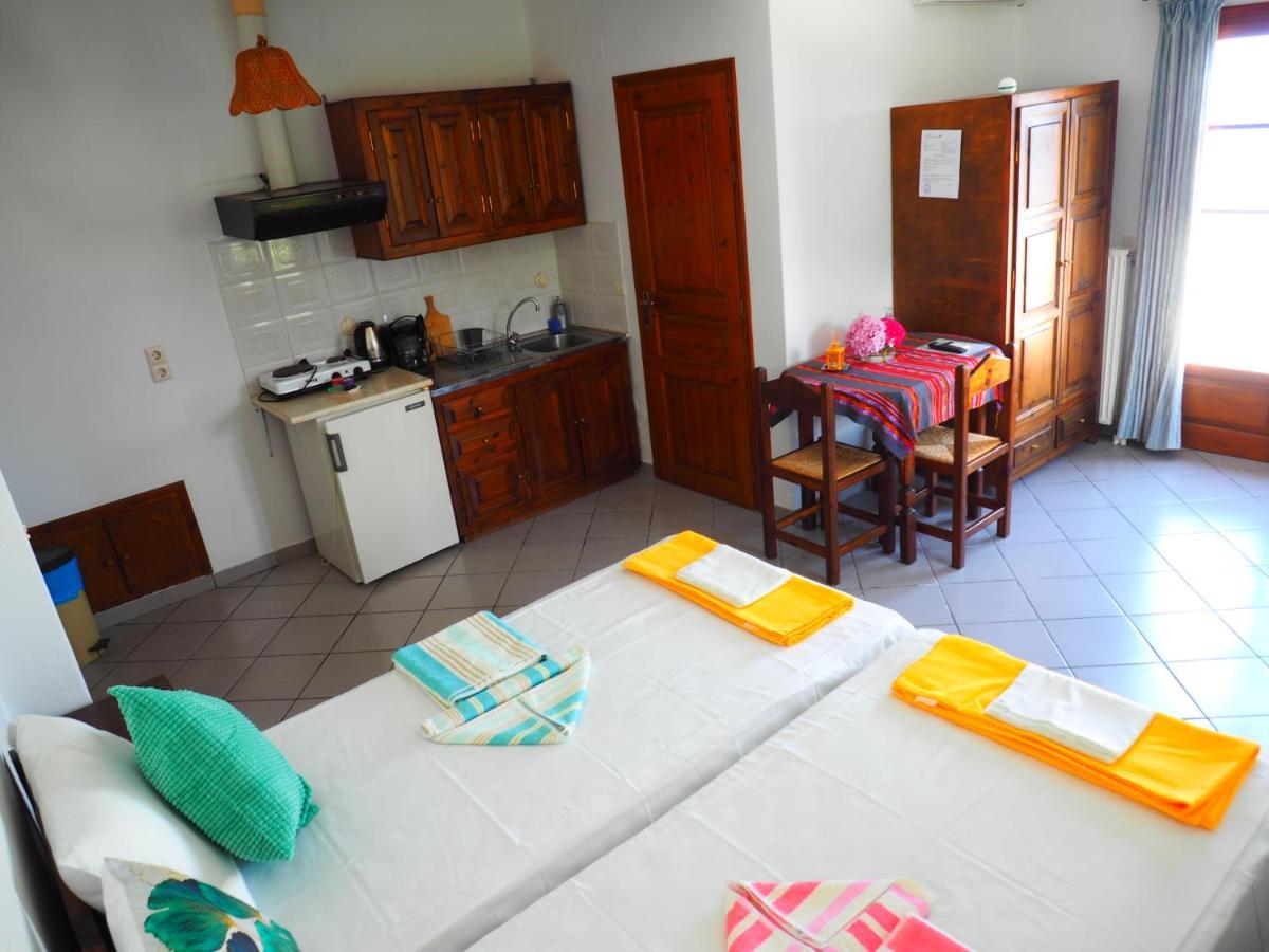 Felitsia Apartments & Studios Agios Ioannis  Экстерьер фото
